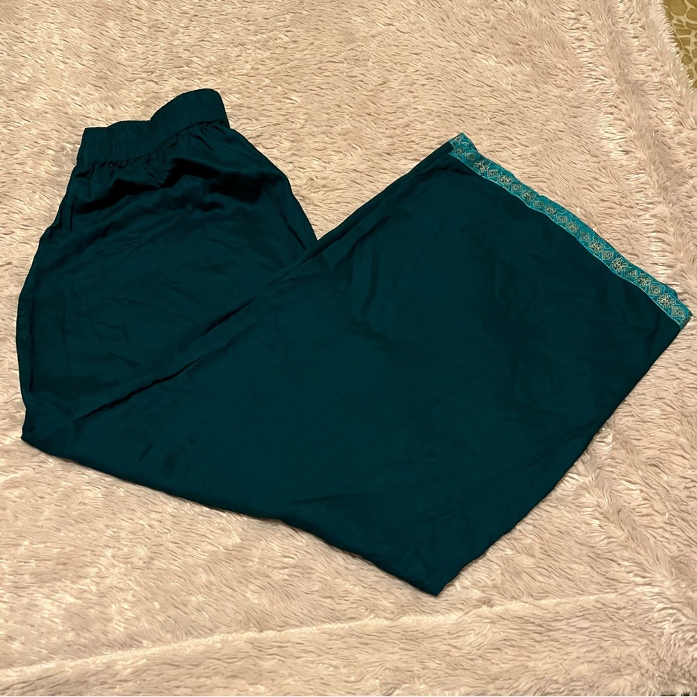 Green wide leg palazzo pants